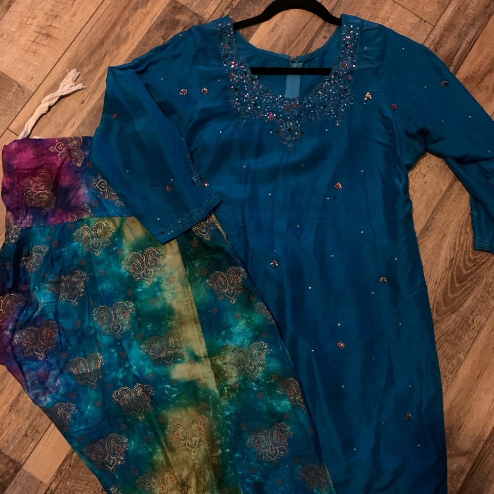 Shalwar Kameez